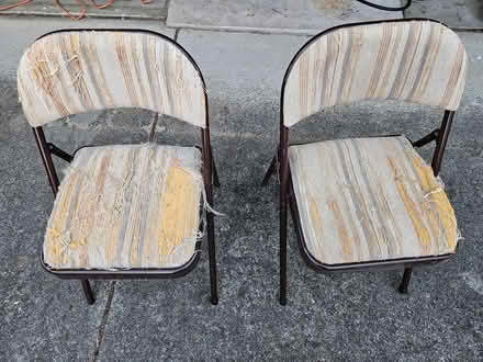 Photo of free Folding chairs (Union City near Logan High) #1