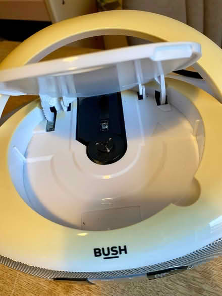 Photo of free CD Radio Player (Weston) #2