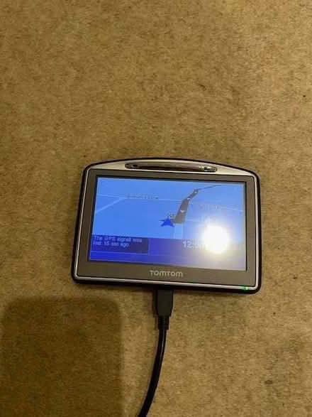 Photo of free tomtom go 520 sat nav (Brooke NR15) #3