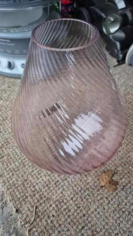 Photo of free Decorative Vase (Darley Abbey DE22) #1