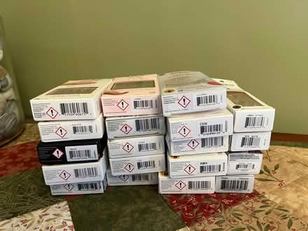 Photo of free assorted glue on/press on nails (Wood Ridge) #2