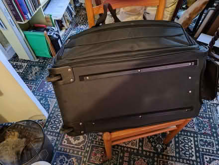 Photo of free canvas suitcase (Meole Brace SY3) #1