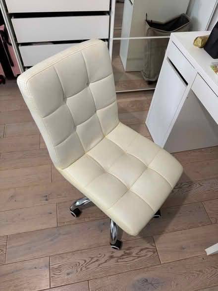 Photo of free Desk chair (Norbiton KT2) #1