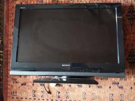 Photo of free TV (Caversham Heights RG4) #1