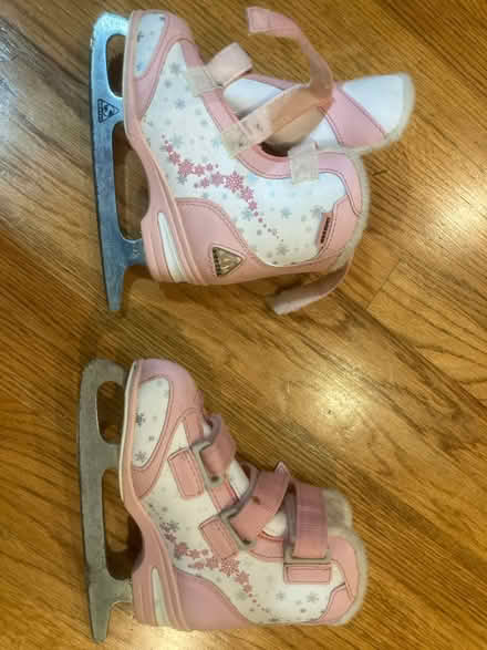 Photo of free Size 13J ice skates (Highland Avenue near hospital) #1