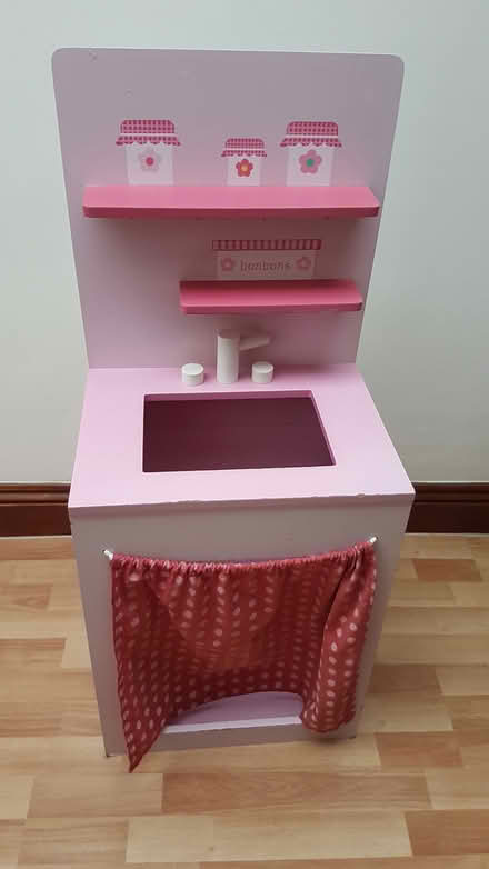 Photo of free Play sink unit (Crays Hill) #3