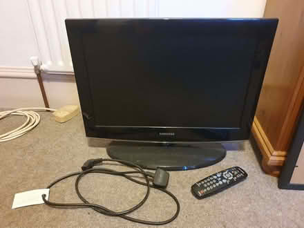 Photo of free Flat screen TV (Edenbridge TN8) #1