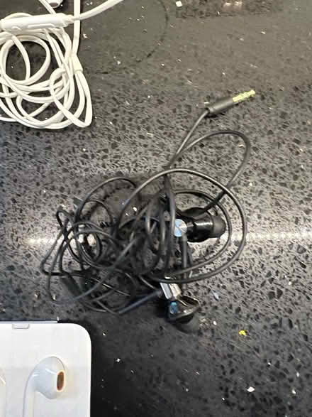 Photo of free Mini jack headphone (Clanfield PO8) #3