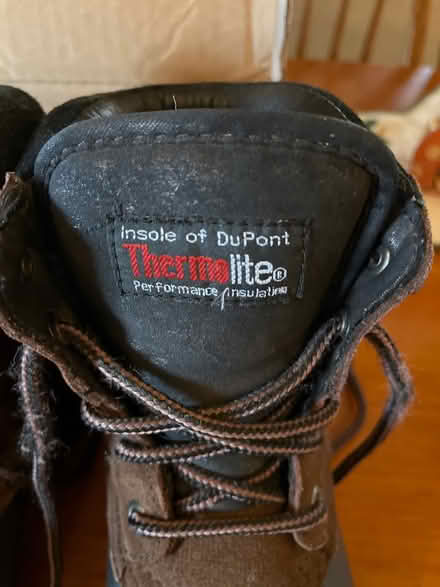 Photo of free Women’s snow boots (Brookline) #2