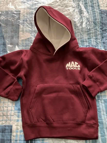 Photo of free Child’s Hoodie (Fareham Titchfield Common PO14) #1