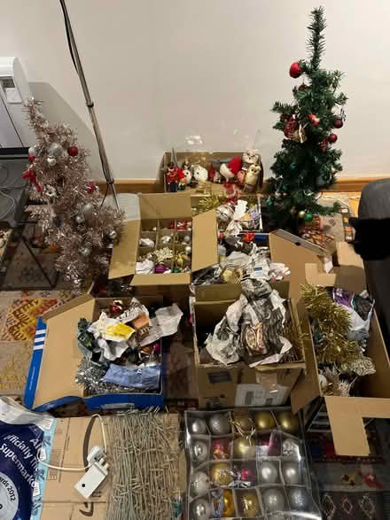 Photo of free MASSIVE Xmas decoration haul (E2 Bethnal Green) #1