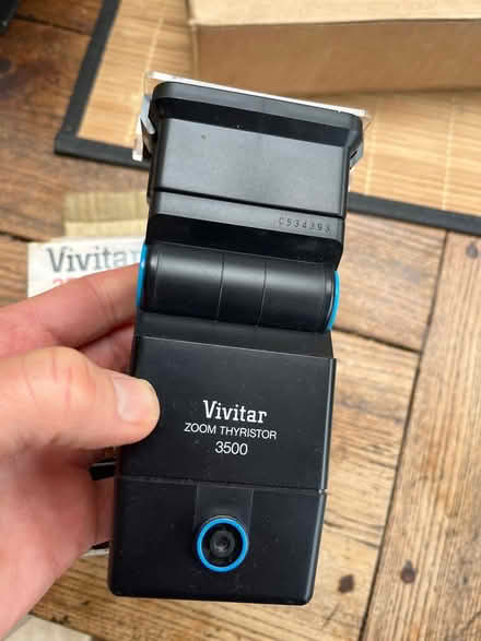Photo of free Vivitar Zoom Thyristor 3500 Flash (Chiswick W4) #1