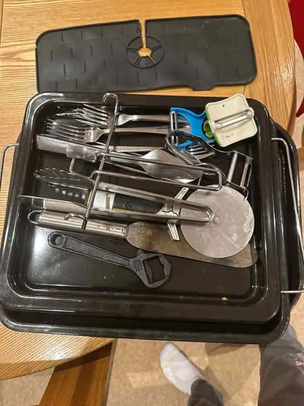 Photo of free Oven trays and kitchen bits (OX14) #1