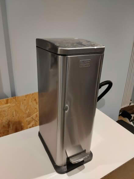 Photo of free 20L metal bin (SE24) #2