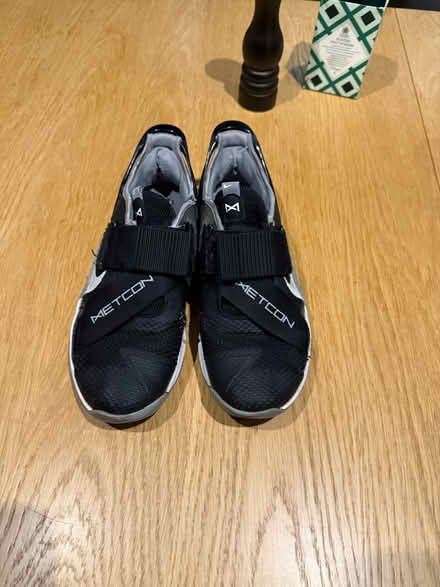Photo of free Size 9 black gym trainers (SW4) #1