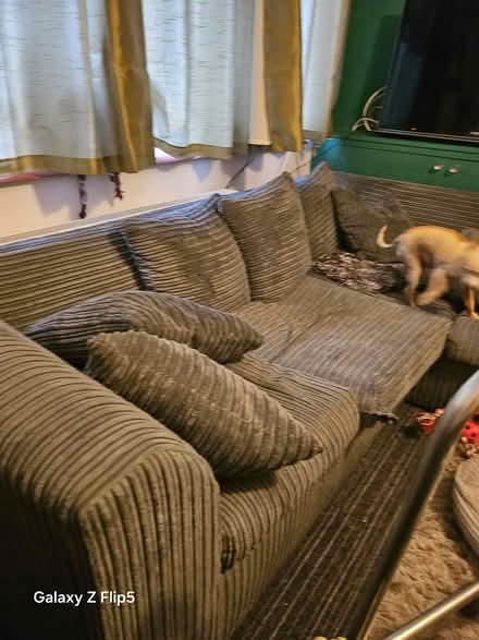 Photo of free Right hand corner sofa (boxgrove) #2