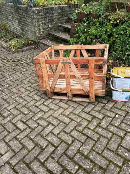 Photo of free Wooden Crate 100cm wide x 80cm deep x 70cm high (Bussage GL6) #1