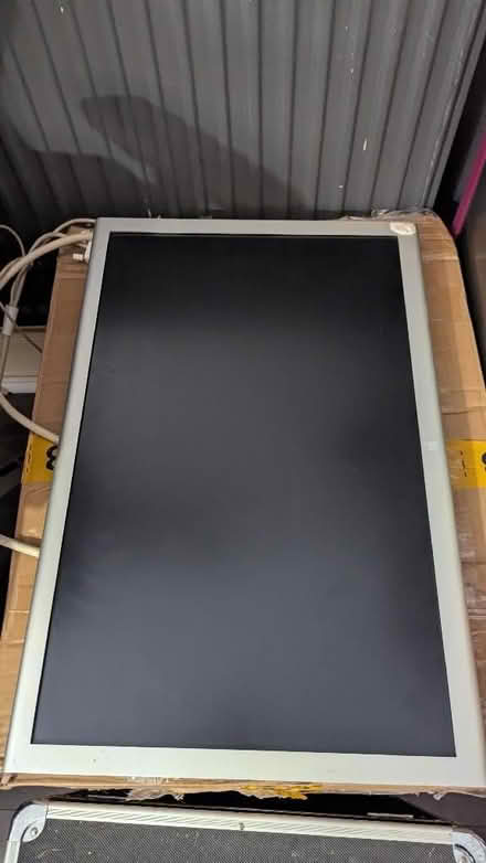 Photo of free Apple cinema HD monitor (imperfect) (Montpelier Road area BN1) #1