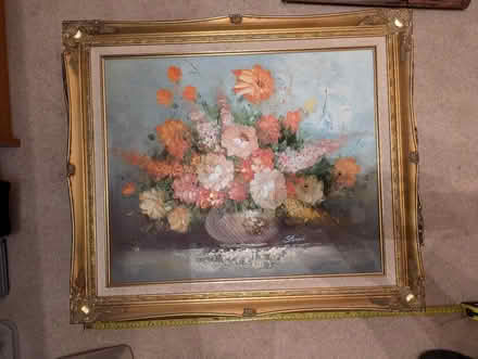 Photo of free Large oil painting of flowers (Hatchford, nr Cobham KT11) #1