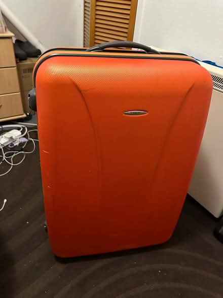 Photo of free Lovely travelling box (N16 8SW) #1