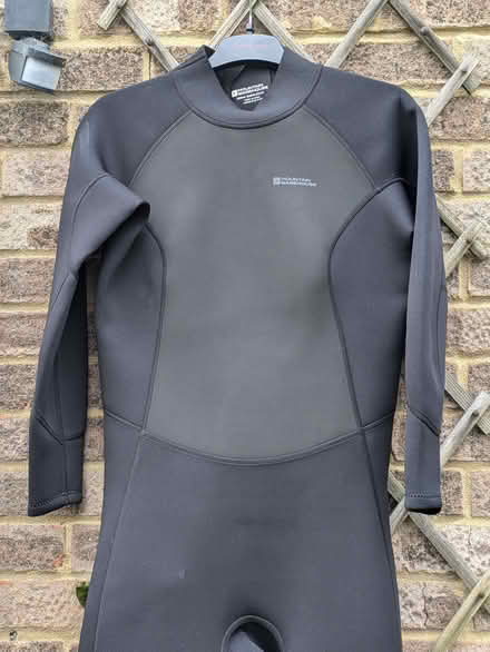 Photo of free Ladies wetsuit (Hook RG27) #4
