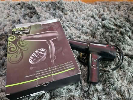 Photo of free tresemme hairdryer (Shinfield RG2) #1
