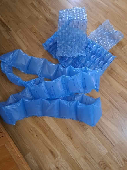 Photo of free Bubble wrap and Airplus strip (Bransgore BH23) #1