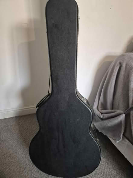 Photo of free TGI Solid Guitar Case (BS16) #1