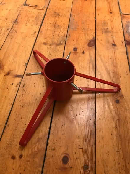Photo of free Christmas tree stand (SE22) #1