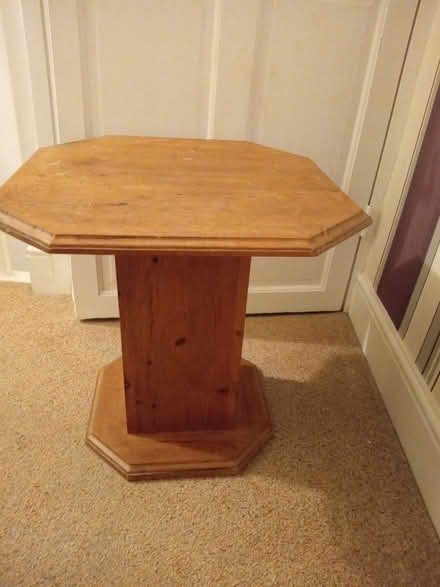 Photo of free Small side table (Southend SS2) #1
