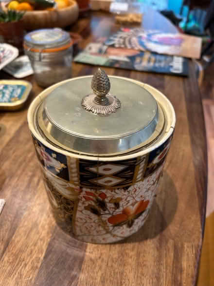 Photo of free China container (Chiswick W4) #2