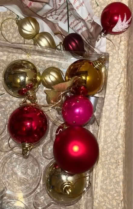 Photo of free Glass & other Christmas decorations (S’hill SL5) #3