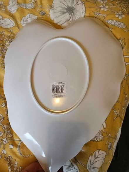 Photo of free Leaf melamine serving plate (Warwick CV34) #2