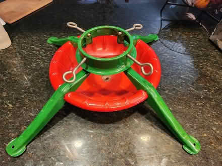 Photo of free Christmas tree stand (Yonkers/Bronxville) #1