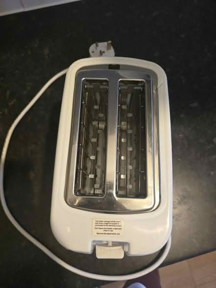 Photo of free Toaster (IG3 8EX) #1