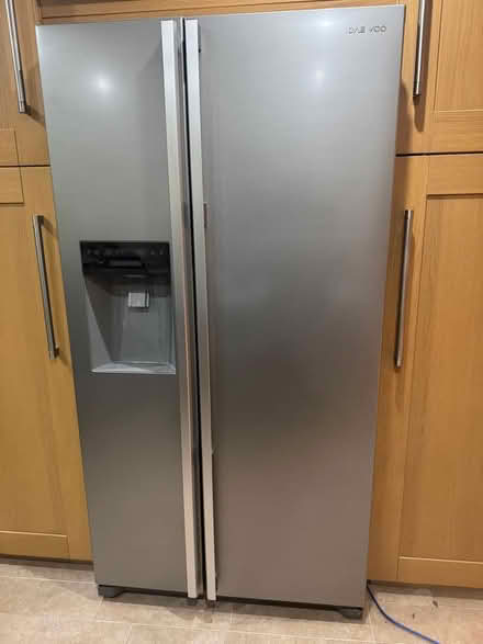 Photo of free Fridge freezer side by side (TW15) #1