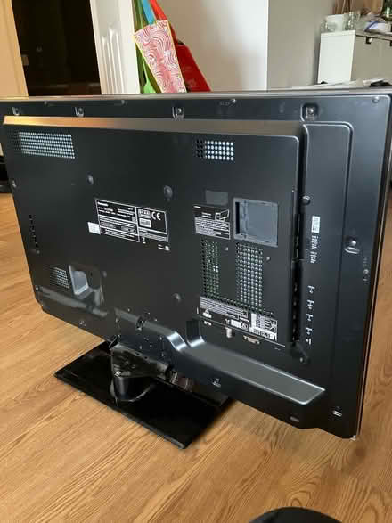 Photo of free Panasonic Viera tv 2013 (Arsenal / Highbury N5) #1