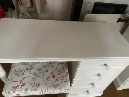 Photo of free Dressing Table/Desk (CT5) #3