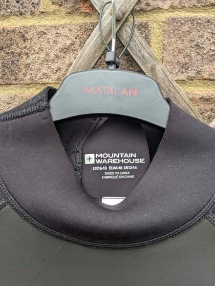 Photo of free Ladies wetsuit (Hook RG27) #3