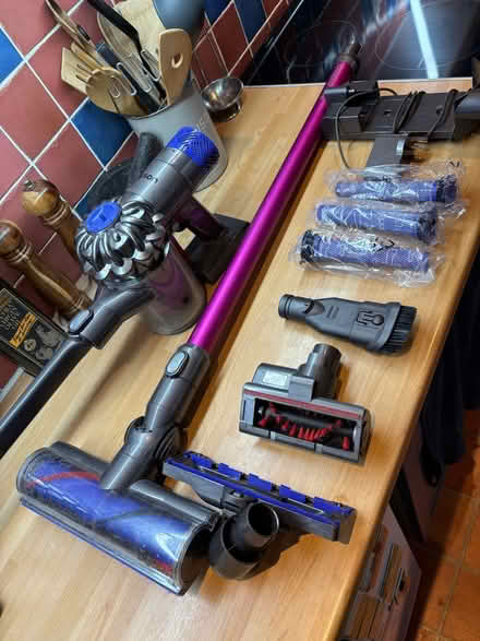 Photo of free Dyson vacuum (broken) (Abingdon) #1