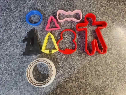 Photo of free Selection of cookie cutters (Bordon GU35) #1
