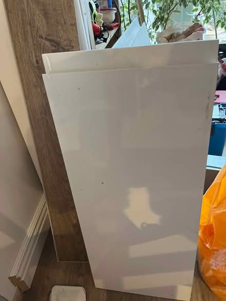 Photo of free Kitchen doors glossy white (Bromley north BR1) #3