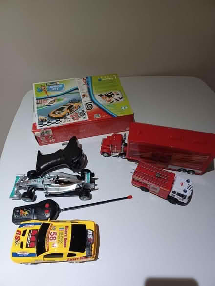 Photo of free Pre-owned Assorted toys and colouring books (Orpington BR6) #1