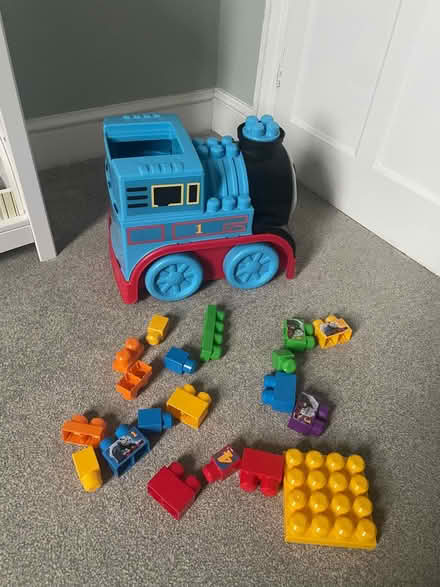 Photo of free Thomas the tank engine duplo box (CR2) #3