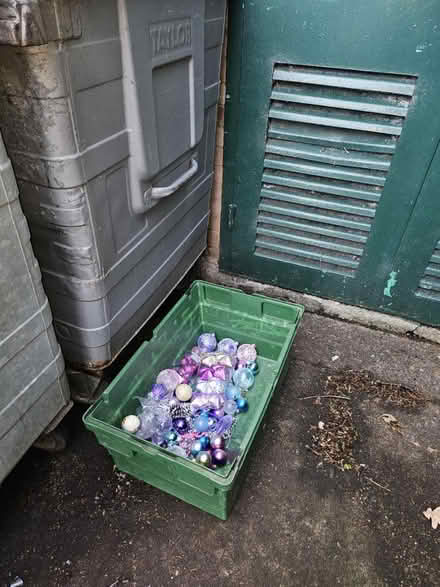 Photo of free Xmas decorations (BR1) #2