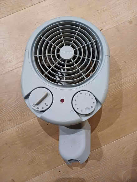 Photo of free wall mounted fan heater (Kendal LA9) #2