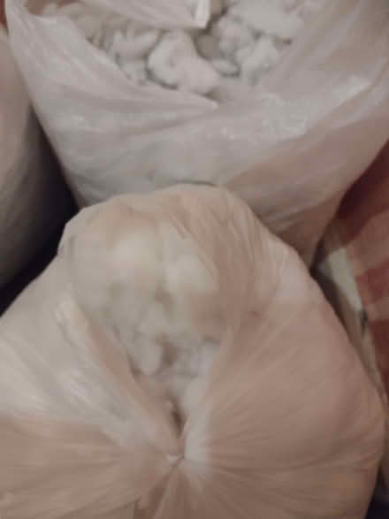 Photo of free 3 bags of stuffing for soft toys/cushions (Barry CF63) #1