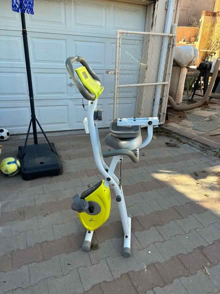 Photo of free Exercise bike (Central and the river) #2