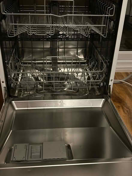 Photo of free Dish washer (Caterham Valley) #1