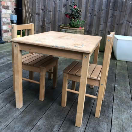 Photo of free Kids table and chairs (Osney OX2) #1